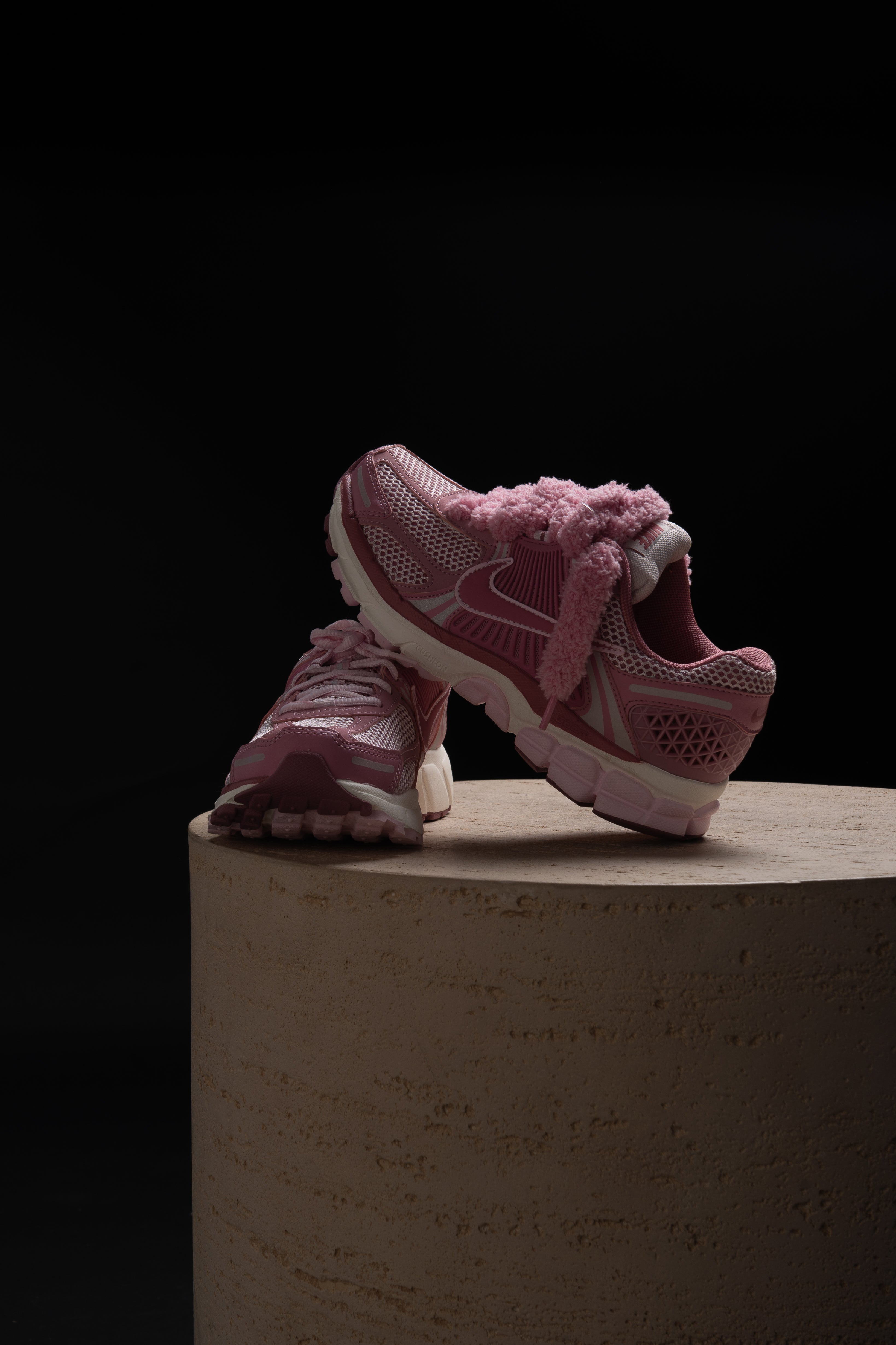 Nike Vomero 5 Pink - WeAreBruxSell