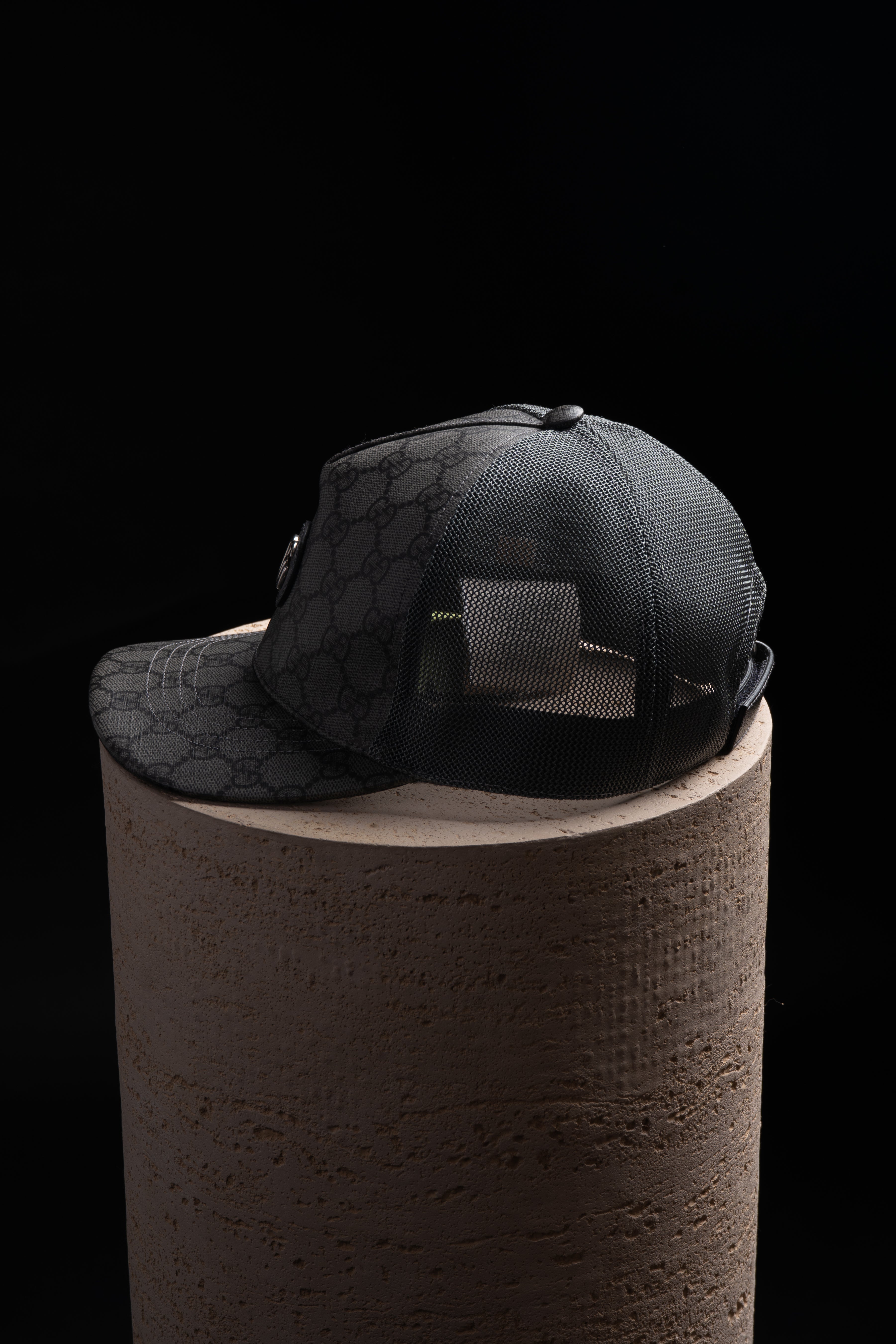 Gucci GG Grey