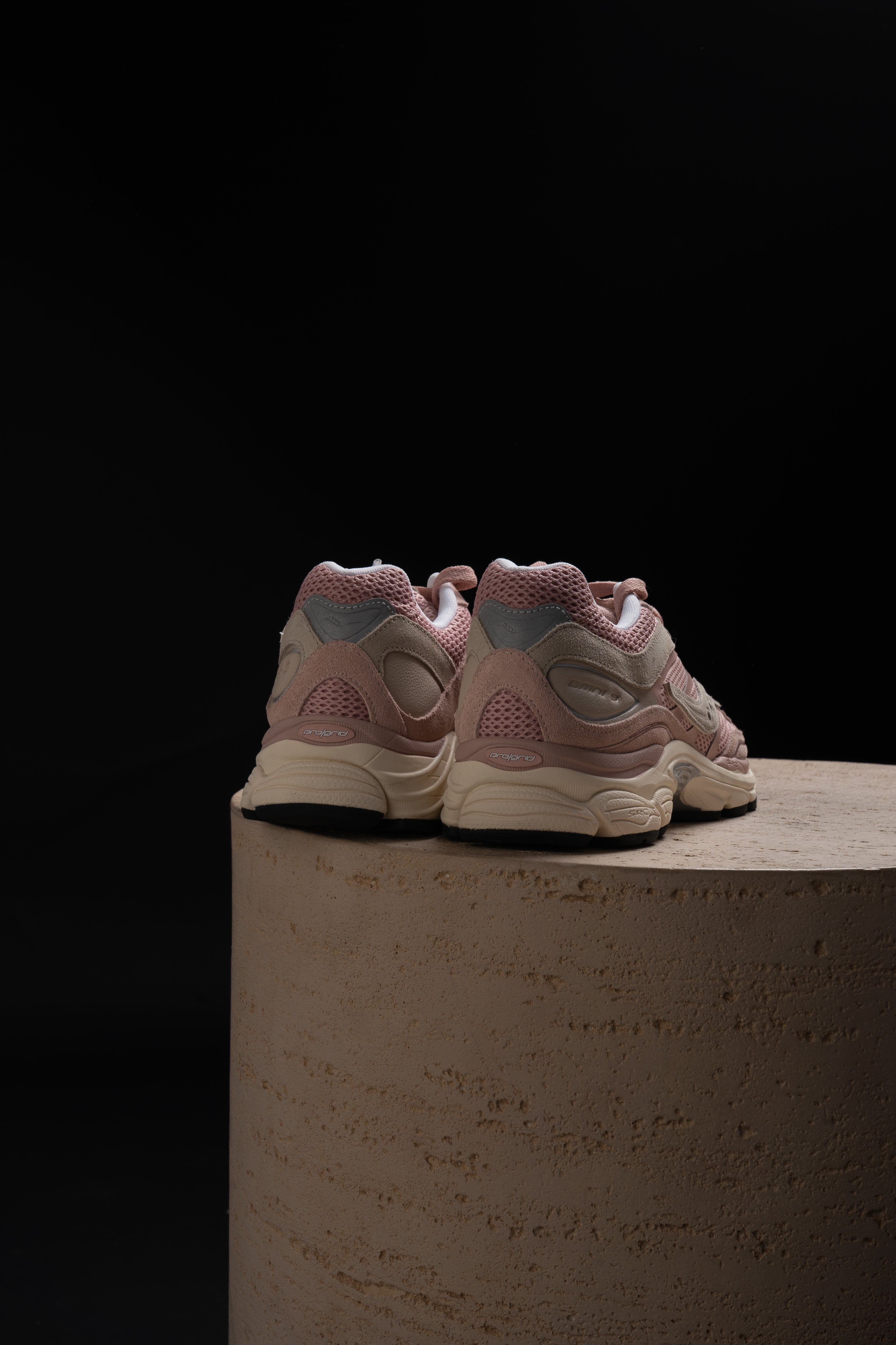 Omni 9 Rose