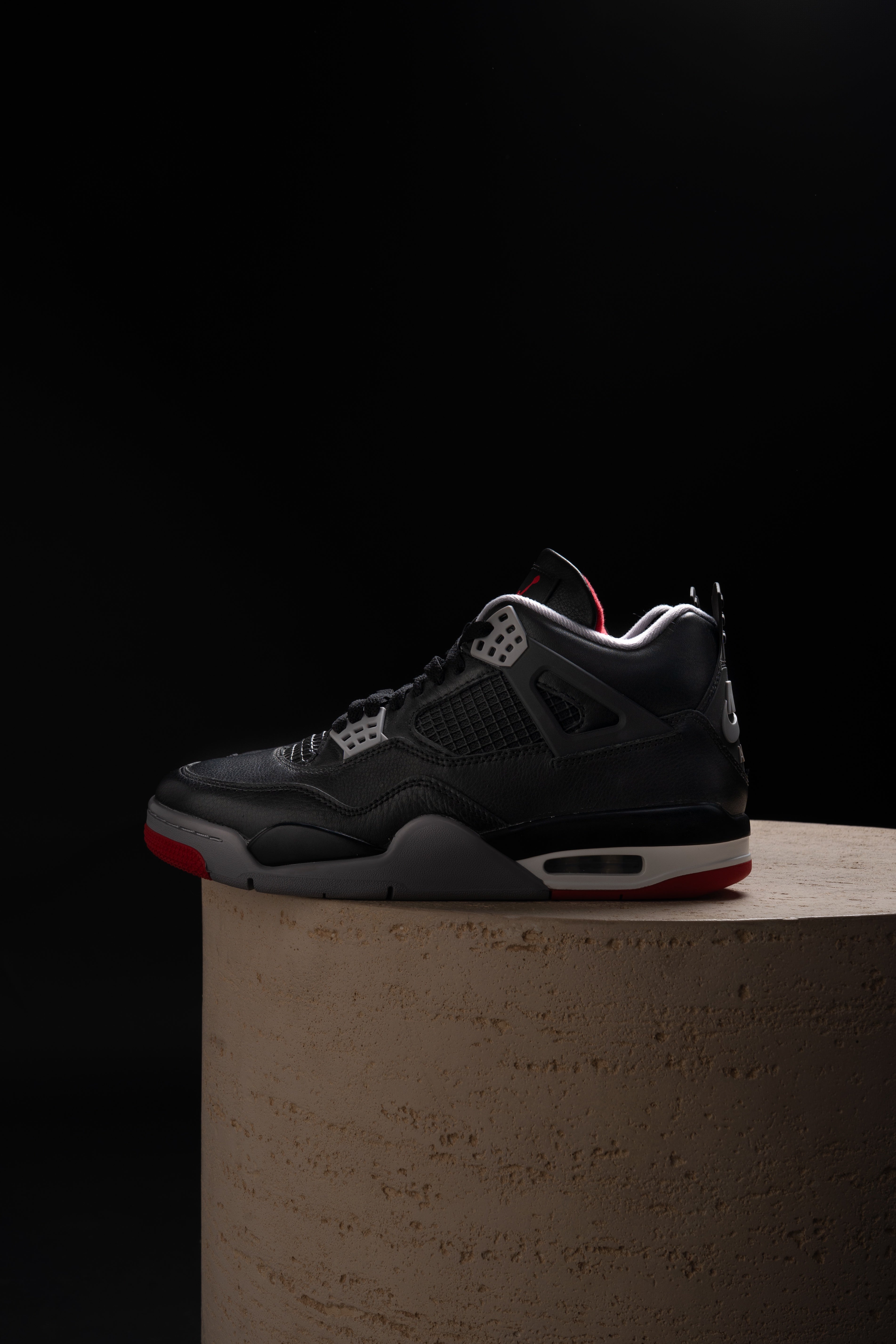 Air Jordan 4 Bred Reimagnied