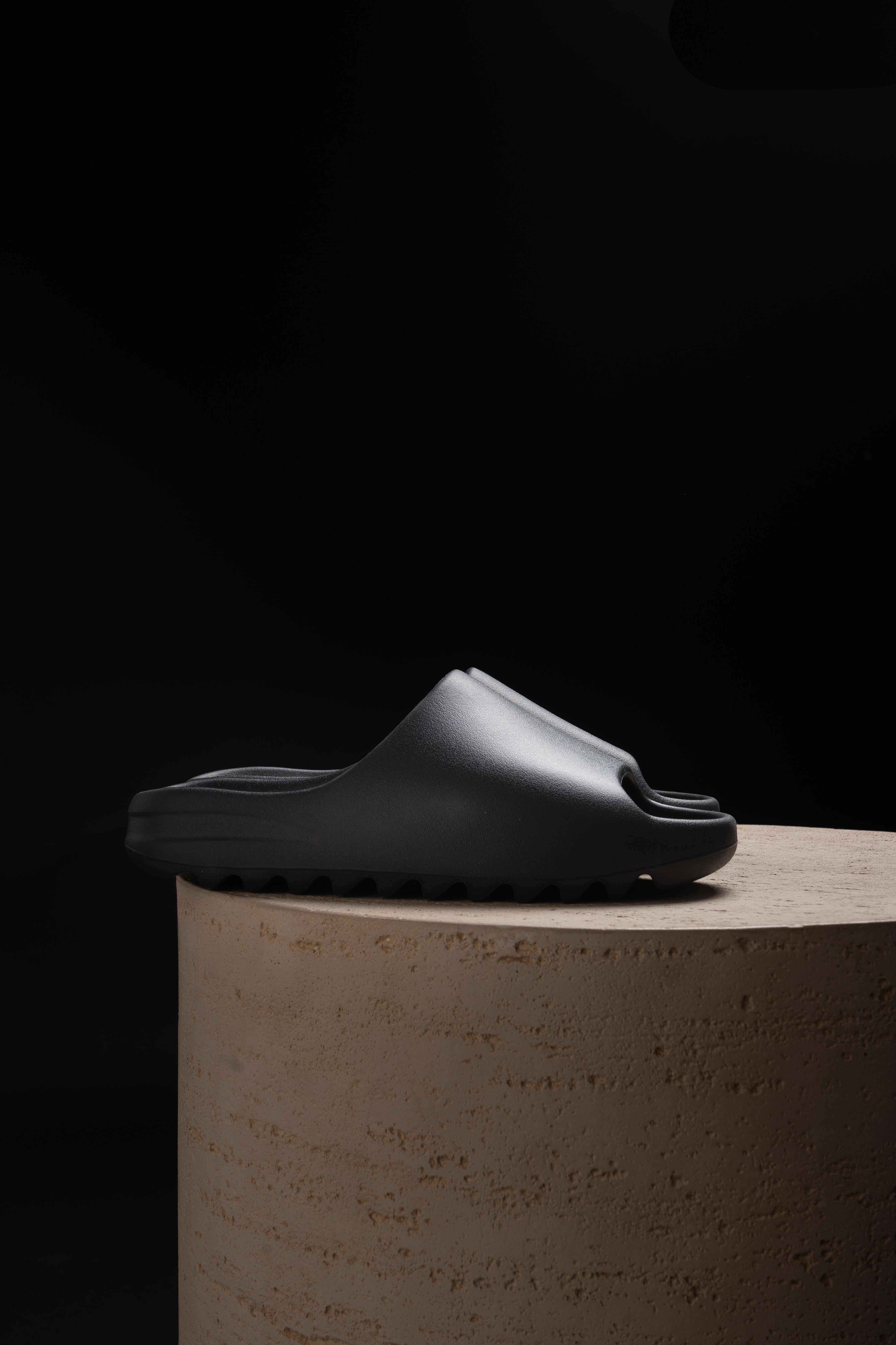Yeezy Slide Onyx