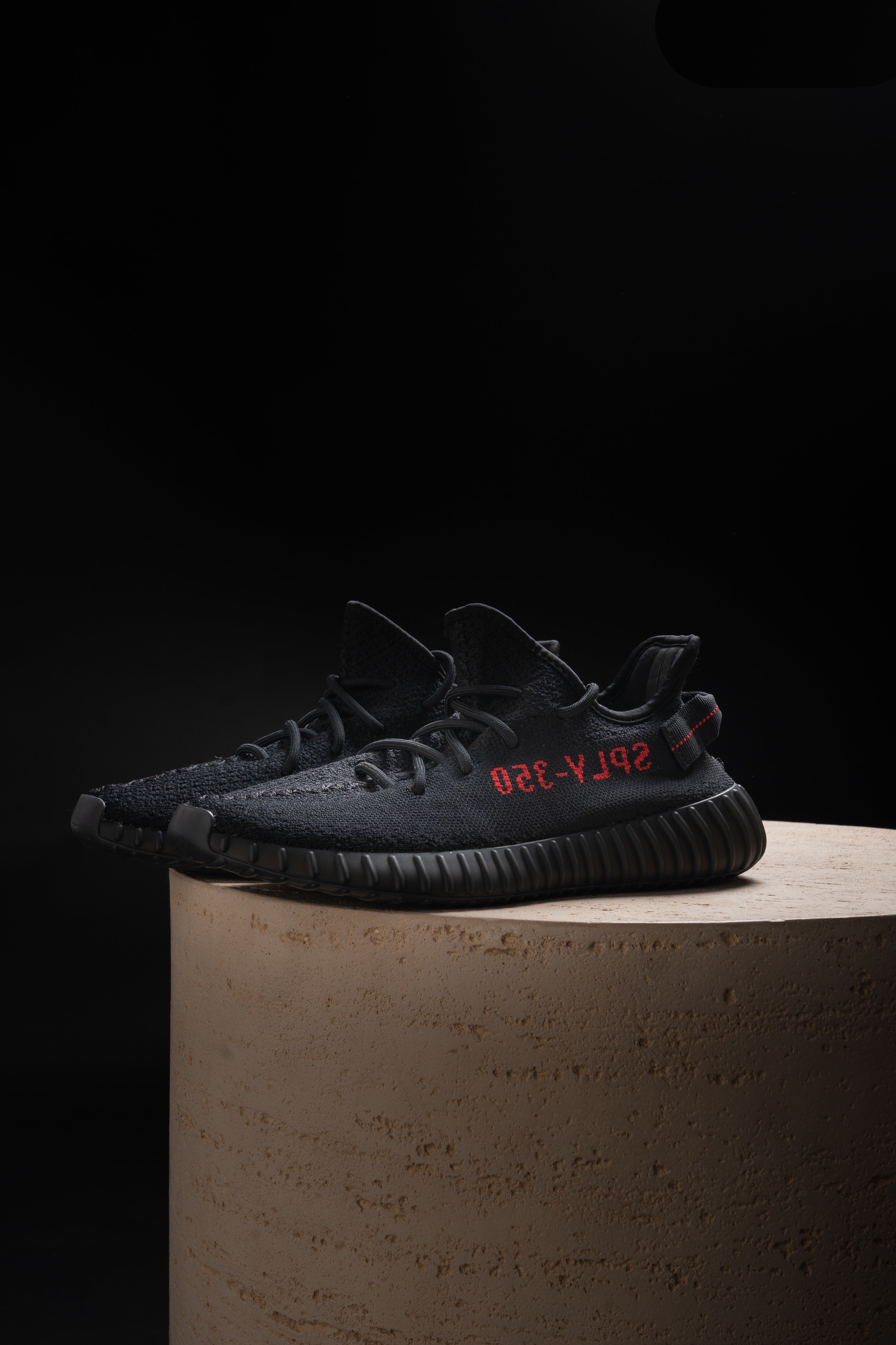 Yeezy 350 V2 Red Black
