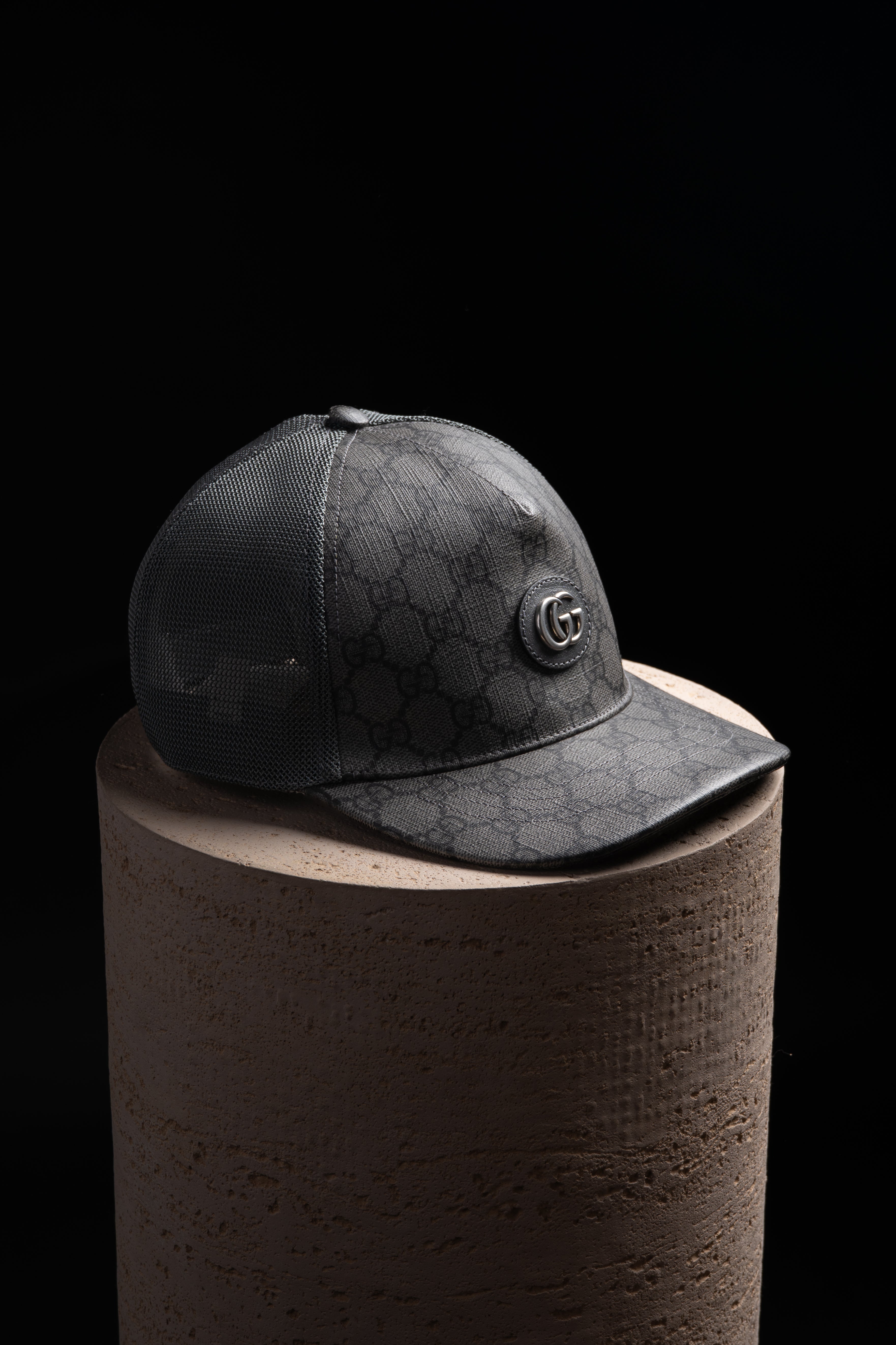 Gucci GG Grey